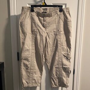 Women’s Cropped Beige Cargo Pants